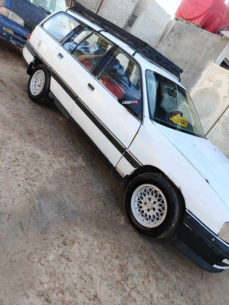 السلام عليكم للبيع اوبل اوميكا ٩٢سنويه باسمي تحويل مباشر رقم انكليزي شواصي بلاد كهربائيات
 ار فيو بلاد صافيه
 محرك ٢٠٠٠يبخر لا دخان ولا صوت ناعمه ترايك وين مايعجبج شلعه ومشي سعر ٢٥ قفل مكاني بغداد أبي غريب النصر والسلام ***********
