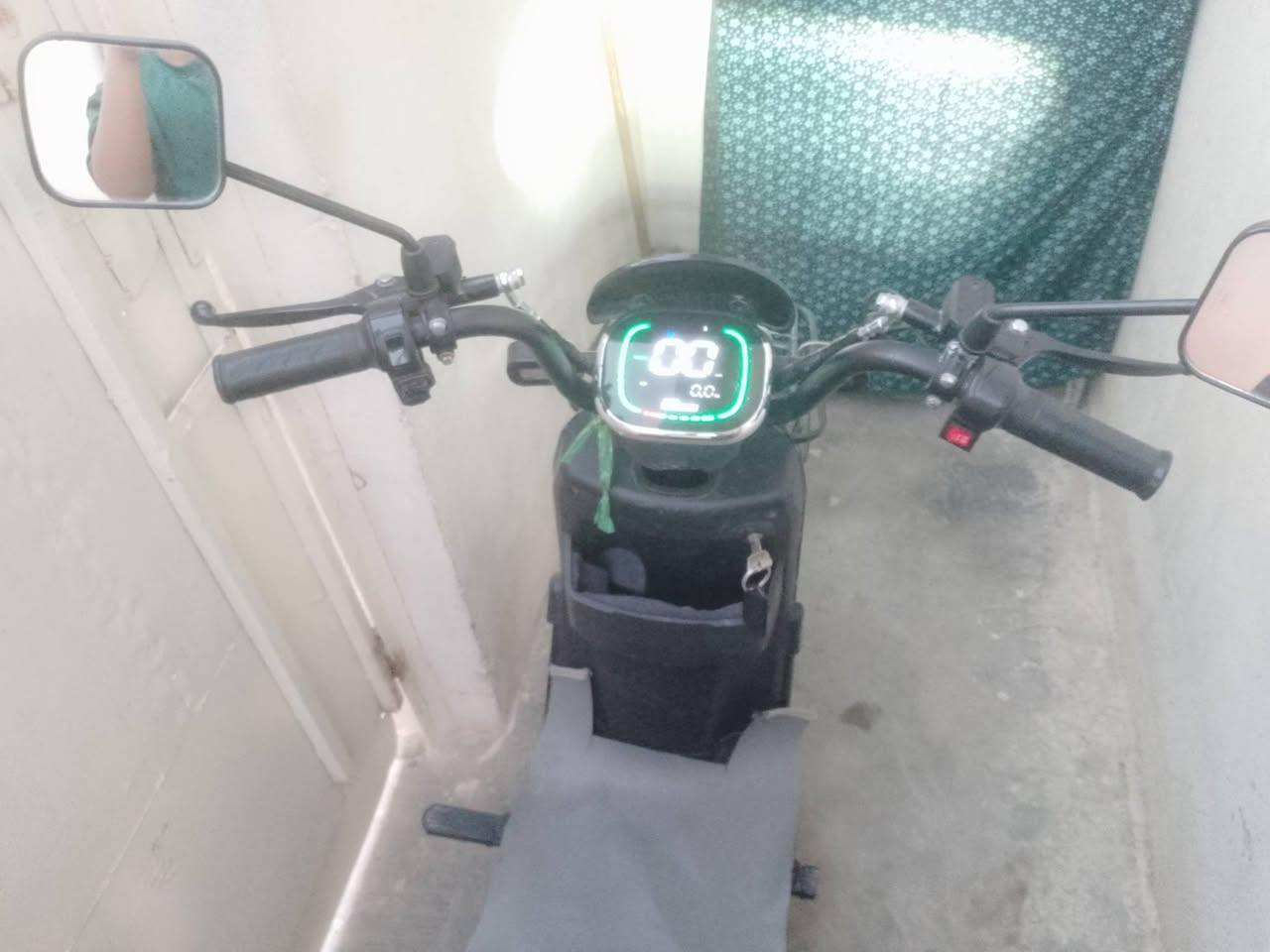 سلام عليكم دراجة شحن للبيع السعر 250 وبيه مجال وبيه اربع بطاريات ومامشيه هواي ومواصفاته حلوه مكاني دورة مهديه الاولى الاستفسار على هذه الرقم *********** واتساب
