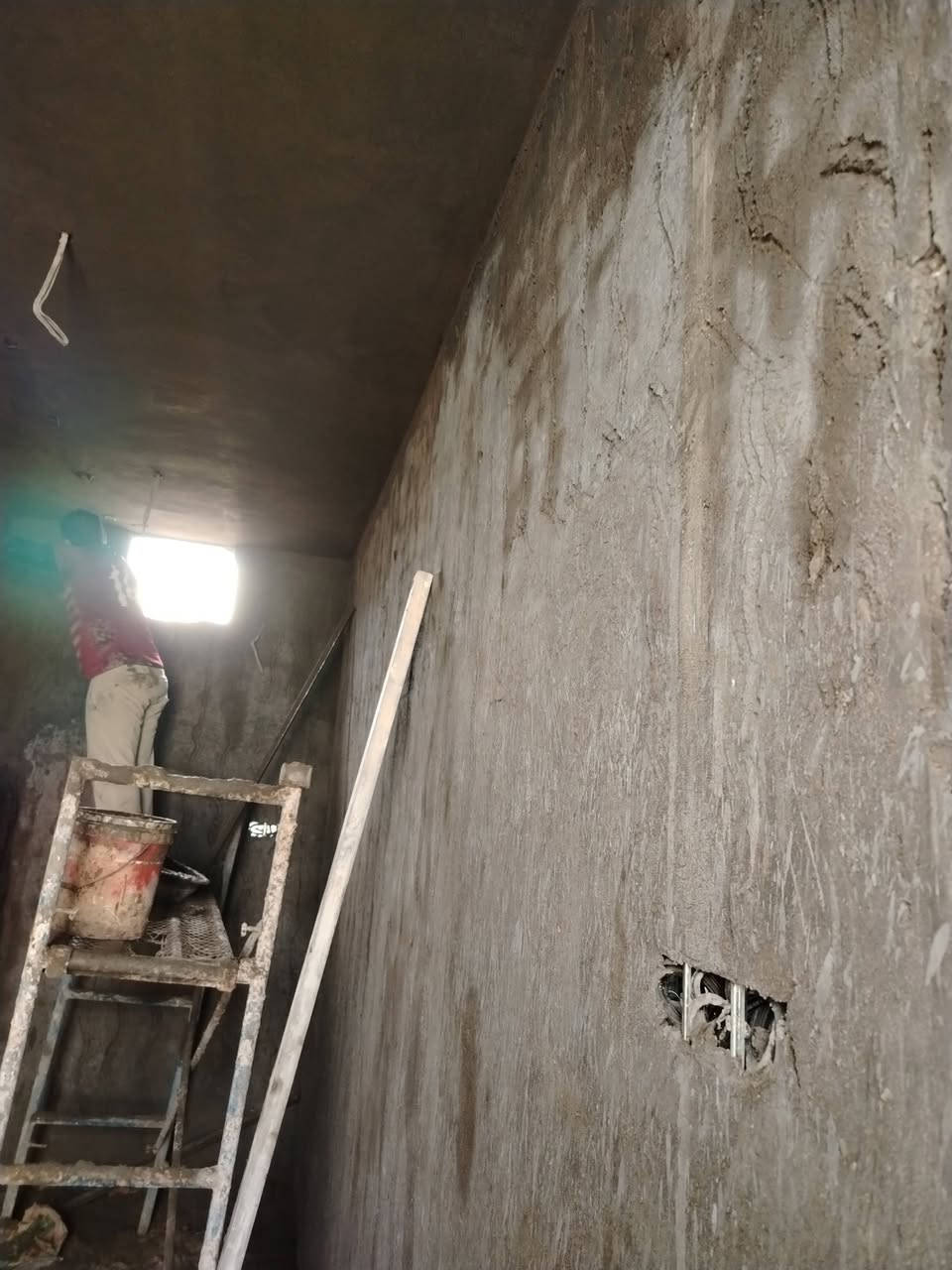 لباخ متفرغ حالين سمنت جص شغل درجه اوله عنواني نجف ***********
