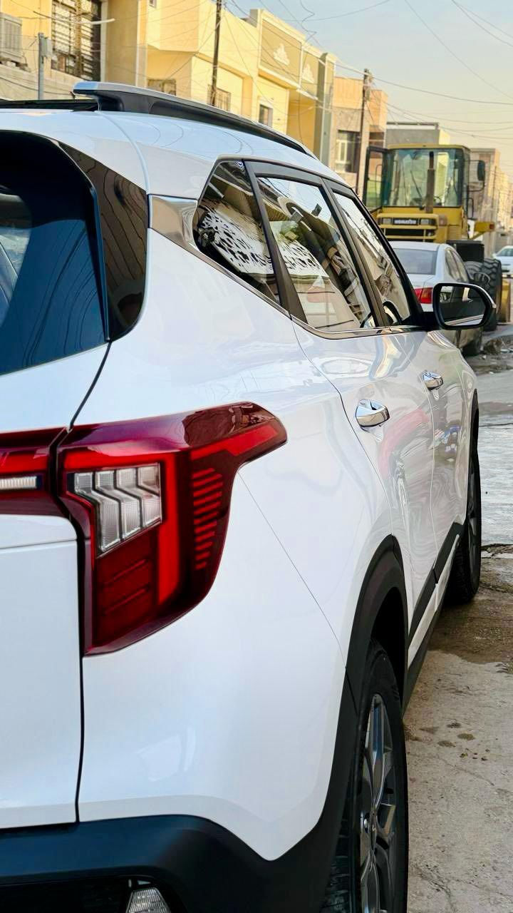 سليتوس موديل 2025 رقم بغداد بسمي  استلام شركة ع ايدي   مكفولة كفالة عامة   ( بدون صبغ بدون تبديل بدون بارد ) محرك 1500 دبل نوزل

فول مواصفات اعلى فئه 

بصمه ، بنوراما ، حساسات اماميه خلفي ، لدات اماميه خلفيه ، توقف الذاتي ، اوتو هولد ، رادار امامي ، قطعتين تبريد ، اشاير بالمري ، تحكمات ، قطعتين تبريد , جلد ، تحديد مسار ، هاندبريك بصمه ، مانع انزلاق ، اوتو ستارت  ، كامرات 360 درجه 
بية مواصفات بعد هواي 

مكان السياره / بغداد الدوره 

السعر / 180 بية مجال 
***********
***********
