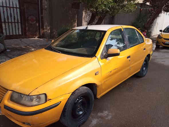 السلام عليكم
سمند موديل 2011 تكسي رقم بغداد بأسمي كير ومكينة كورلا نحلة 1800 السعر 30$ 
رقم الهاتف: ***********
