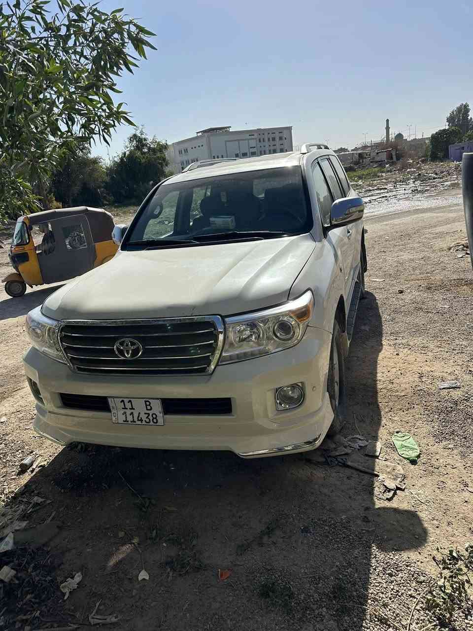 لاندكروز 2010محدثه الدعاميه 2014فقط العنوان بغداد سبع البور ***********
