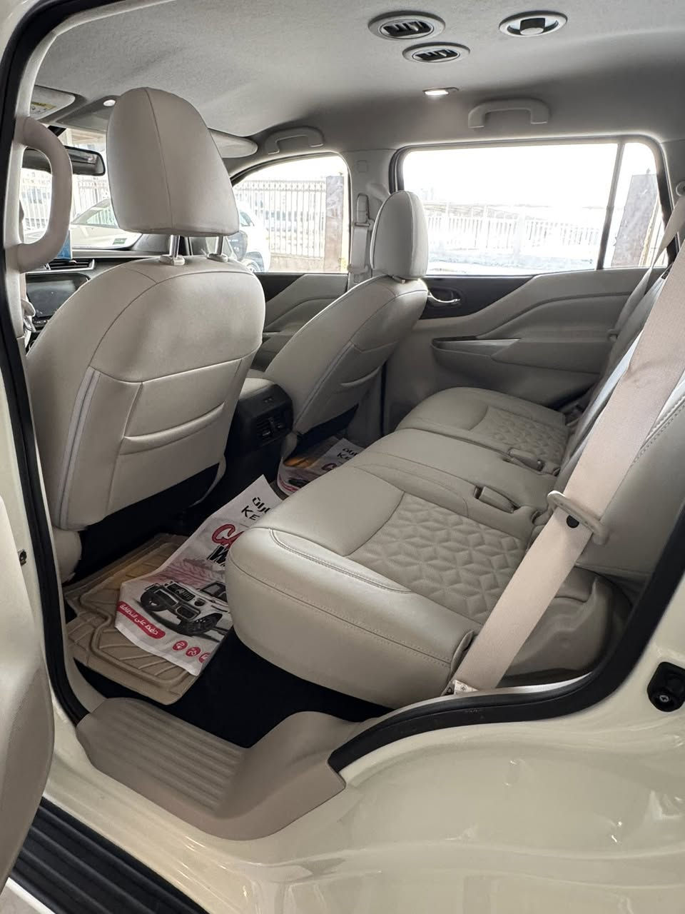 السلام عليكم نيسان اكستيرا موديل ٢٤ زيرو رقم بغداد باسمي تحويل مباشر ٧ راكب تبريد ٤ قطع مكينه ٤ سلندر ٢٥٠٠ السياره اكسل تشغيل عن بعد مري شفط يدات ستيل ضمان ٣ سنوات السعر المطلوب ٢٩٠$ السياره بالكوت مركز المدينه ***********
