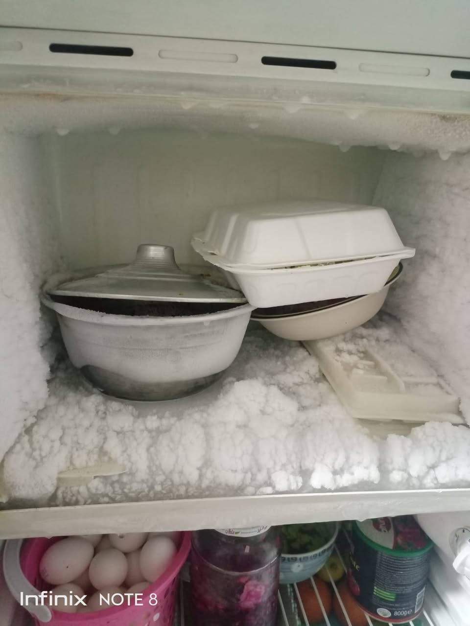 متاح ثلاجه نضيفه وخير من الله مثل ماشوفون مكان طويريج الجمعيه السعر 100 وبيه مجال ***********1
