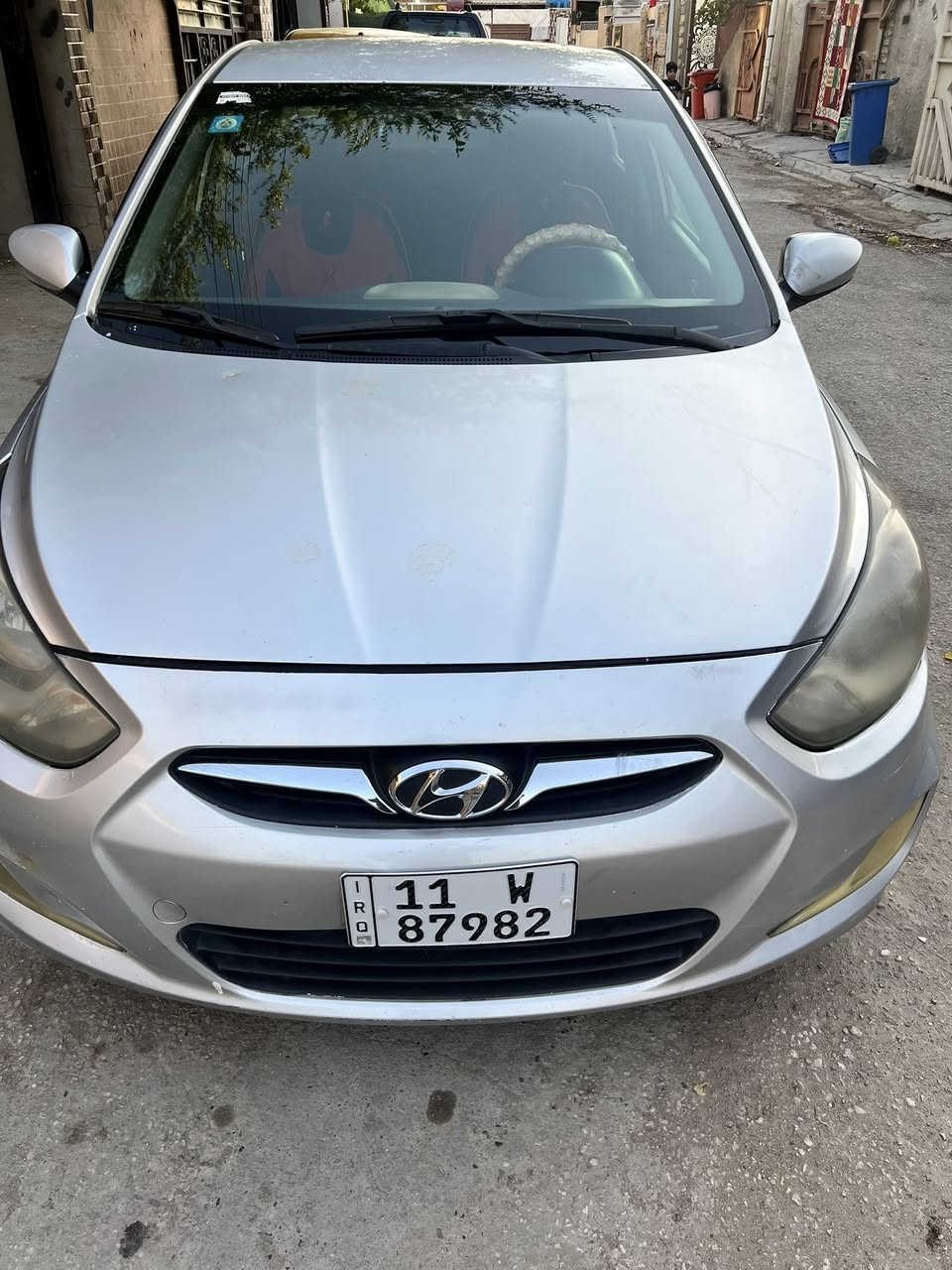 السلام عليكم
اكسنت 2014 وارد أمريكي
السياره مثل ما موضح كدامكم طخات بسيطه ومصبوغه احزام للجماليه الداخل مكفول ليبل واحد
تخم تاير جديد
سنويه بأسمي تحويل ثاني يوم
السياره خير من الله محرك وكير مكفولات
مكان السياره بغداد الدوره 
السعر 84 ورقه
 الهاتف /***********
