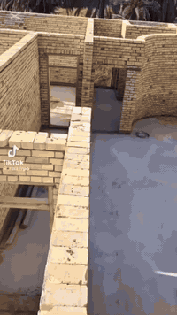 نجار متفرغ نعمل داخل البصرة نجاره وحداده والصب المركزي متوفر واتساب ***********
