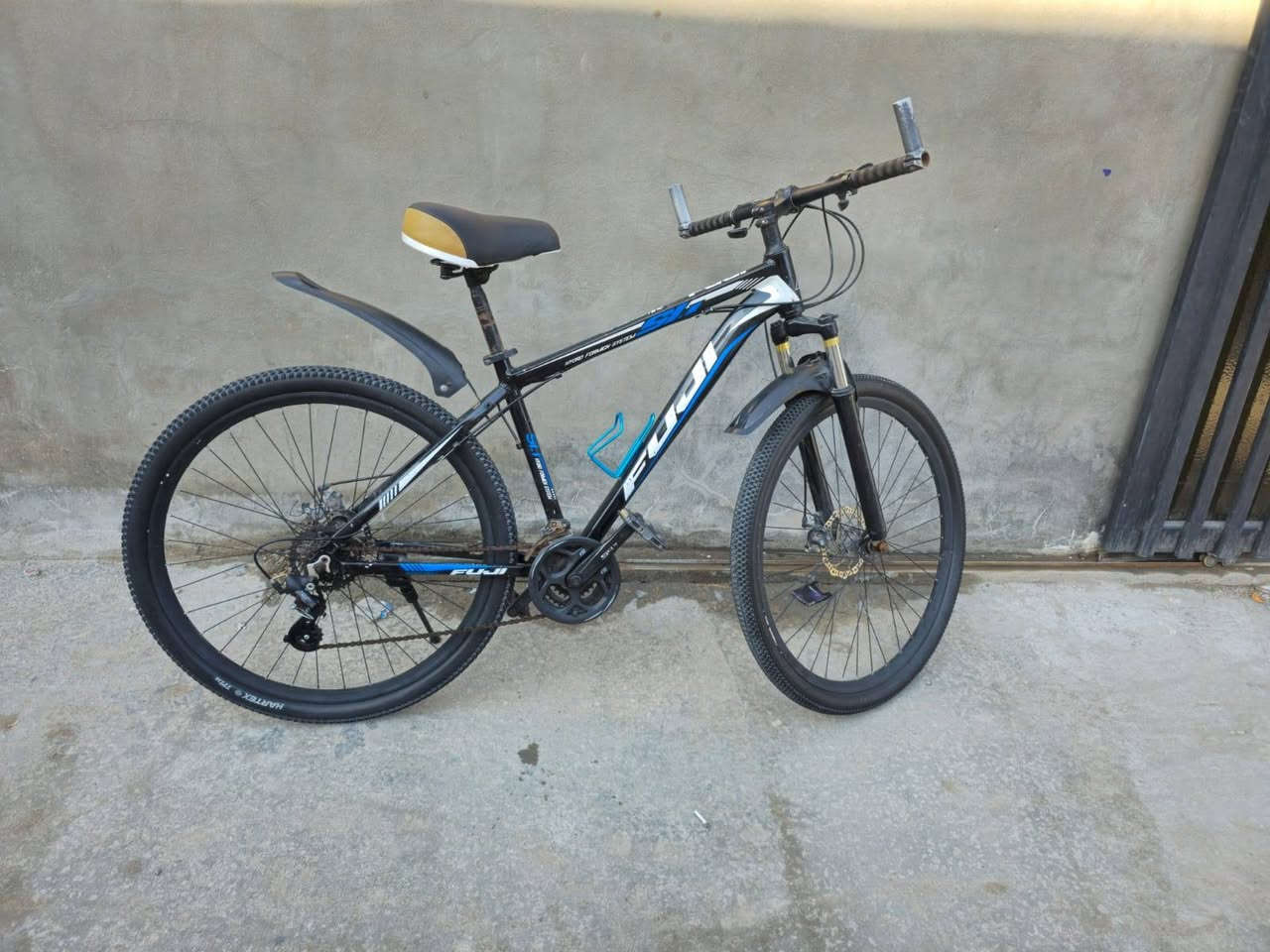 السلام عليكم
بايسكل فوجي ياباني جبلي بسعر 100الف

موقع بغداد الكمالية

0773 272 4265 رقم التيلفون
