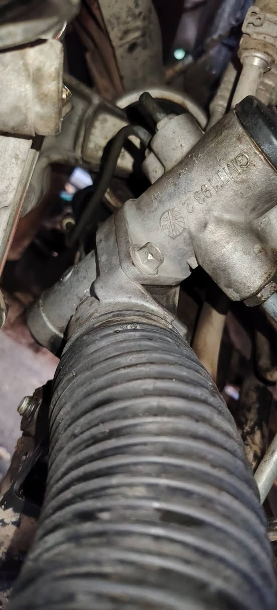 شفر اكونكس 3600
#تبديل مشط ستيرك 
#تبديل باور ستيرنك 
##ورشة أنور سوزوكي كربلاء المقدسة الحي الصناعي شارع السايدين سايد الدخول
***********
***********
