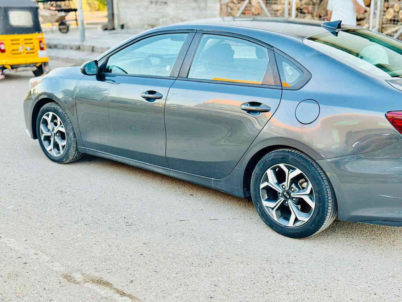 السلام عليكم

فورتي للبيع 2019 رقم بغداد ماشية 72700 ميل محرك 2000 دوش كير At مواصفاتهه شاشة جبيرة كار بلي تحكم ستيرن رادار امامي تحديد مسار تبريد منفصل بيانو حادثهة مال امريكة دعامية خلفية وبل عراق بيهة تبديل باب الصدر وباب الخلفي مكاني جميلة *********** سعر 125$ وبيه مجال صور شاصي موجودةبل منشور
