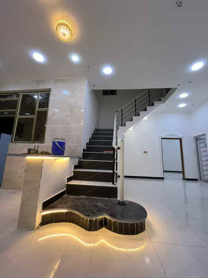 شغلي صباغ بيوت داخلي غرفة ب30 خارجي طابقين 100متر ب90الف و200متر ب150الف جوة سوك اشتغل ***********
