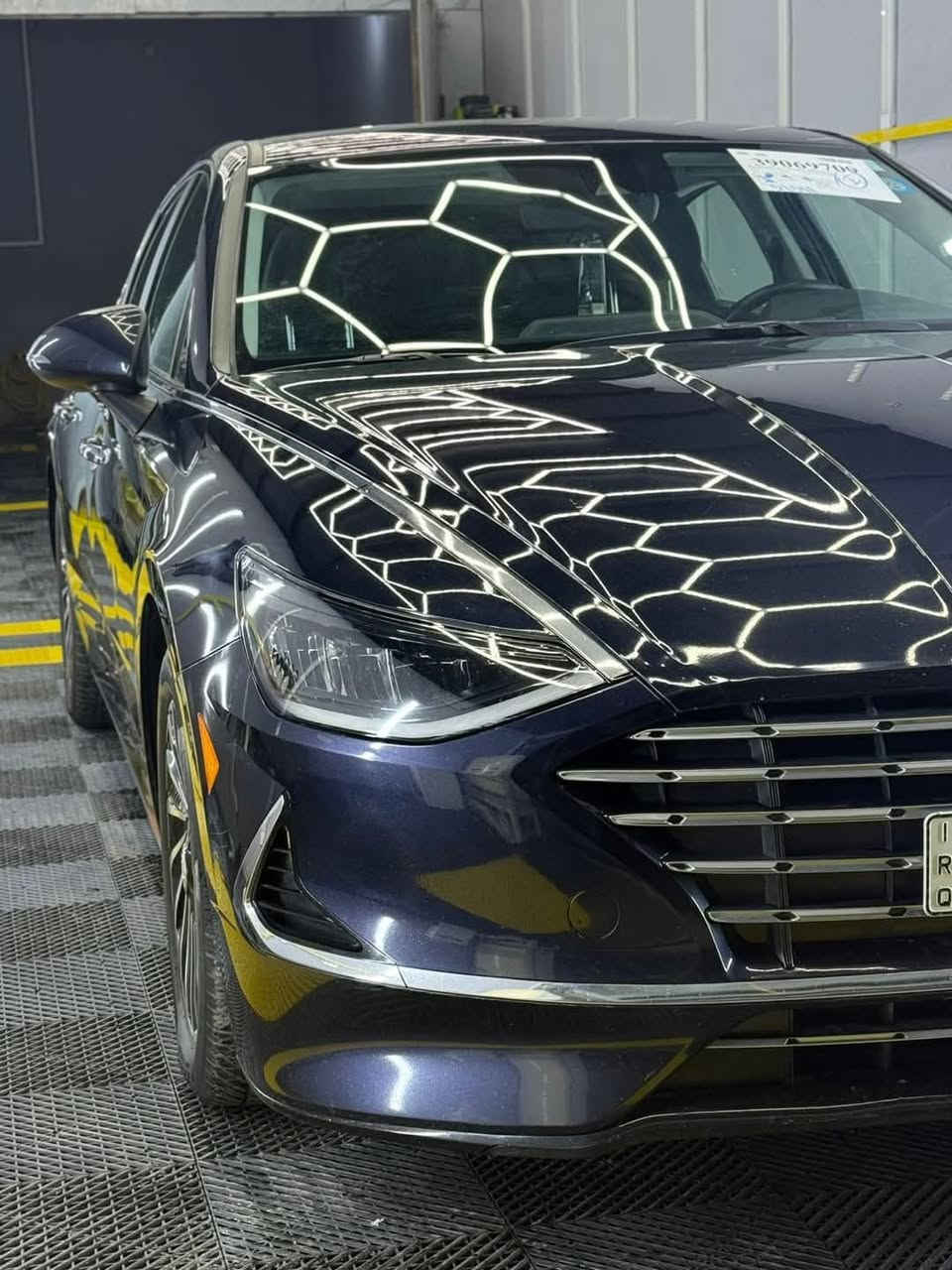 السلام عليكم سوناتا هايبرد 2022 وارد امريكي
محرك 2000

ماشية 67 ميل 

سنوية جديدة  

حادثه فقط مسطرة قبق الجنطة موضح بالسونار وصور امريكا 

مواصفات :::
تشغيل عن بعد

تحديد مسار 

رادارات مانع تصادم اماميه خلفيه 

اشارات بالمري 

تنبيه عند الاقتراب 

محدد سرعه  

هاندبريك كهربائي دكمه 

بصمة ابواب 

بصمة تشغيل

فول تحكم ستيرن 

شفتات ستيرن 

٤ وضعيات قيادة ( سمارت \ سبورت \ ايكو \ كوستم) 

سماعات Bose 

شاحن لاسلكي ( wireless) 

قيادة ذاتية 

جامات امامية اوتو 

قطعتين تبريد 

تبريد مناخ منفصل 

كشنات مخمل بلادي 

انارة لد نهاري 

زنون بلادي

ماسحات الجامة الاماميه اوتو 
السعر 175 وبيها مجال بسيط 
……………

مكان سيارة ديوانية  للاستفسار

***********
