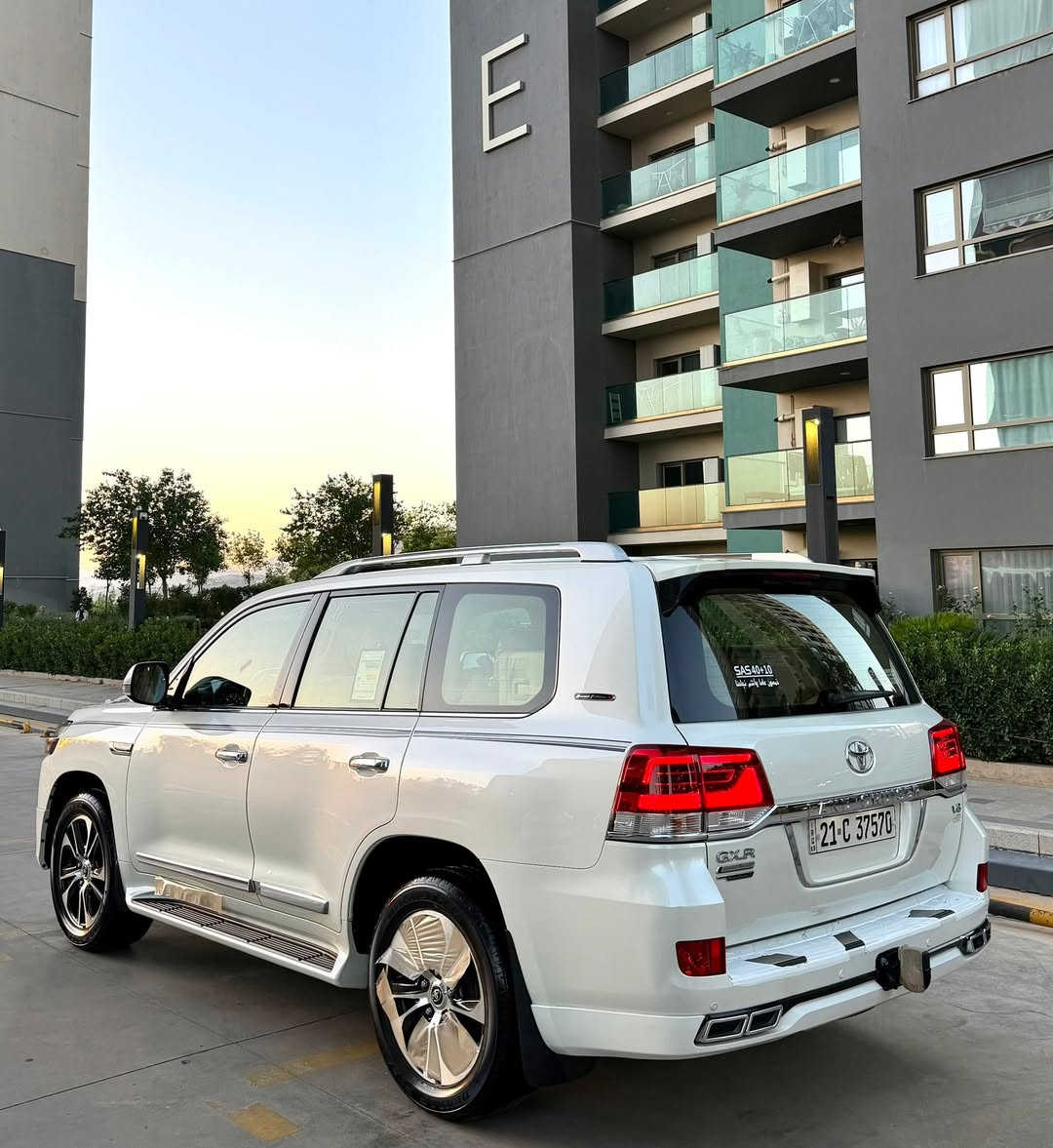 Land cruiser GXR 2021 V6  47,000km
‏Grand turing
لاندكروزر 2021  GXR
‏‎ملاحظە : الاخوان رجائن بس بیع نقد بدون مراوس🫡
أخت زيرو بل كارتون كل عيراق نفص ماكو
‏‎لاندکروزر 2021 SAS
‏‎💎محرک 6 سلندر 
‏‎⌛️ماشي 45,000 ألف كيلو
‏‎💎 بسمطين  +سماعة بيلادي +فرشات بيلادي مجوود 

‏‎💎 مكفولة كفالة عامة من الدعامية إلى الدعامية
‏‎ 💎 بدون صبخ .بدون بارد  ،بدون رصعات ،بدون حتى شخط . حتا رمل مابيها
‏‎دعاميات هم بدون صبغ ،رمل مابي ،لحية بدون صبخ ..بقية كلها بشرط

‏‎🧬فول فول مواصفات
‏‎شاشة كبير لمس 5كاميرا حاسة رادارات
‏‎كاميرات 3 شاشات سيلاد فتحة سقف 
‏‎كشن جلد كشن كاراباي شحن موبایل  8 اريباك تبريد مركزية
‏‎بصمة تشغيل عن بعد باب جاك سلاجة ليد زينون 
‏‎تحكمات ستيرن دبل فوليوم فورويل هوك
‏‎سيارة بها 2 بصمة من شركة جديد جدأ 
‏‎سيـارة عل نظافتها احسبها صفر زيرو

💎 تخم تاير دنلوب الاصلي

‏‎ 💎محرك كير بشرط مامفتوح
‏‎سيارة حيل نظيفة كلشي عل بلاد لوك
‏‎سنوية زنكة كلشي جديد مدفوع لـ2031
‏‎باسمي السنوية بشرط تحويل و خرامة 
‏‎سيارة مابيـها دينار مصرف كامل من كل نواحي

‏‎♻️نفسي يوم /تحويل و وكالة حاظر رقم سلیمانیە
‏‎📍مكانك /داخل سليماني

‏‎☎️موبايل / ***********
💵سعر / 570$ ورقه
