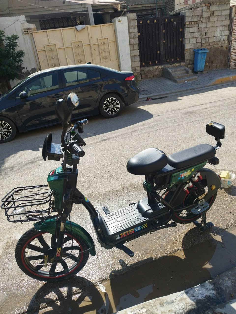 السلام عليكم 
باسكل شحن 5 بطاريات للبيع الباسكل نضيف بطاريات جديدة قبل شهر بدلتهن 
السعر 300 وبي مجال 
مكاني بعقوبة التحرير 
الرقم/***********
