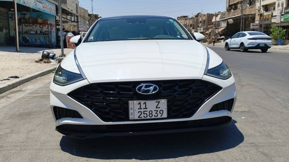 سلام عليكم
سوناتا موديل ٢٣ 

بسمي السنوية 

اقرة التفاصيل قبل لاتخابر وتكلي شبيها 

حادث خلفي بل بك لايت ونكرة بلقبق جنطة مبدل بلادي بدون صبغ الجاملغ مصبوغ الحوظ مابي دكة جاكوج فقط مكان البك لايت السيارة بدون ايرباك 

وبيها من امريكا كلير بابتين فقط مال الراكب نفس صفحة الجاملغ 

موصفات SEL

بنوراما 

بجم رياضي 

ويل ١٧ 

شاحن واير ليس 

شاشة تدعم كار بلي 

العدادات ديجيتال 

كرسي كهرباء 

تدفئة كشنات 

تحديد مسار 

ردارات ٣٦٠

بصمة ابواب ذكية 

بصمة تشغيل 

السعر ماذكر لان مع احترامي الكم هواي ناس تعبان هوة عندة سيارة عارضة ويكتب بتعليقات بكسران تدخل ع الصفحة تلكي عارض سيارة 

خاص مفتوح 
بغداد حي العامل

او تصال *********** بغداد, العراق
