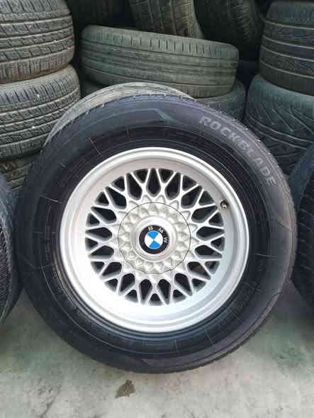 تاقم تایە ویلی حەسیر برای لۆکە ویلەکانی 
تایەکانی قیاسی 225 60 15 یە و جوانن
بۆ گۆرینەوە لە سلێمانیم 
***********
***********
