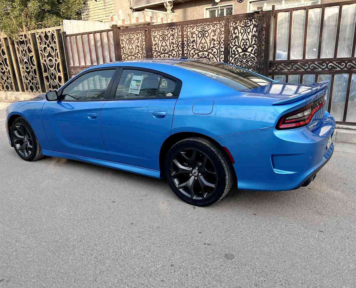 جارجر موديل 2019 جيتي لون مميز خليجي كفالة عامة ماشية ٧٢ الف فقط سيارة كلش حلوة ونظيفة وفول مواصفات فتحة وباقي المواصفات المعروفة السيارة مال بيت وجناي ورقم بغداد تحويل مباشر السعر 288 وبي مجال مكاني بغداد العبيدي ***********
