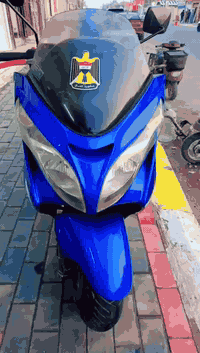 السلام عليكم✋
دراجه سكاي ولف ((للبيع)) 
دراجه نضيفه ما بيه أي نقص💯
مكينه مفتوحه مره وحده 
مكان كربلاء الحر
رقم التواصل ***********
سعر خاص 🌿
