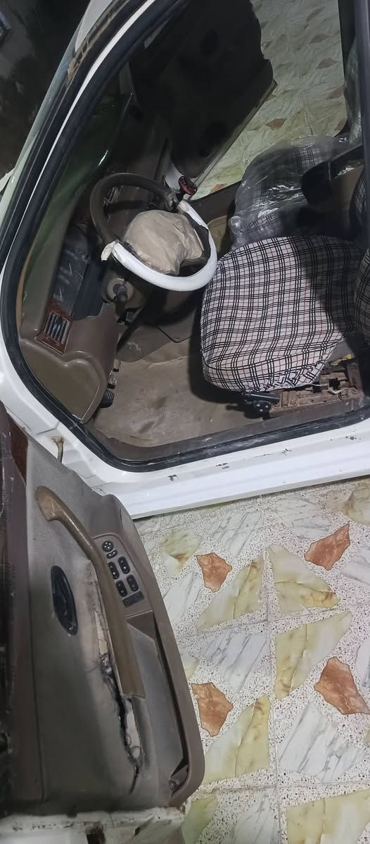 سمند للبيع موديل 10 نضيفه وحلوه محرك نضيف حداديه زينه فنتر رمونت تخم تاير بيها قطعتين ولبنيد طاير ومعمر 
السياره جاهزه رقم كربلاء هزه وسنويه جدد السعر 30 الشراي يتصل العنوان نجف خان النص ***********
