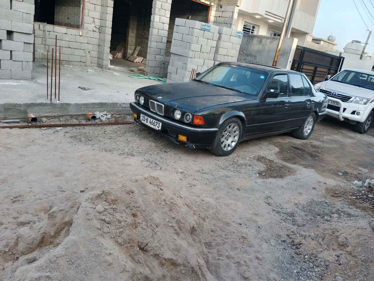 سلام عليكم بي ام حجم 735 موديل 91 كير ومكينه كلش نظاف تبريد جبتله كمبريسر بس اشده تاخذ مني تبريد دبل ايرباك دبل جكمجه تخم تاير جديد دواخلها حلوه بردات خلفيه وجانبيه مال بيبان خلفيه مشيولات جايبلهن اثنين بس يرادلهن شد الخلفيه شغاله حداديه واكسل جدد خلفي وامامي جامه جديده هزه جديده  رقم انبار انكليزي بااسمي سلايت شغال طكتين لايت عالي ناصي كلش قوي شتشه كبيره اندرويد طوافه جديده واصليه بشرط هيه والفيت بم اصليات بيها شلعه تشك الكاع ويل 16 طستها كلش حلوه اخوان السياره جاهزه بالكامل ممصبوغه قبل بلاد بس عوزه بولش قماره وبنيد وجنطه السعر ب42 عنوان بغداد البياع *********** بي واتساب ومفتوح الخاص ( اخوان  بدون مراوس )
