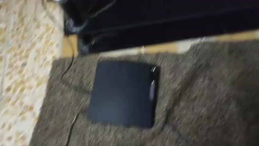 بلي ثري اخو الجديد سعره 100قفل مكاني بغداد الحريه***********واكو توصيل
