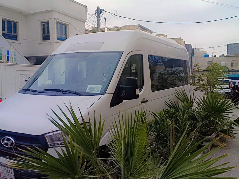 للبيع او مراوس بسيارة صغيرة

هونداي ستاركس سياحي ٢٠١٥

١٧ راكب 

رقم بصره

هـ/***********

السعر ١٦٠ وبيها مجال

رقم إنكليزي باسمي
