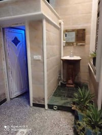 بيت للبيع او مراوس مساحة 💯 متر طابقين بناء حديث كامل مابي اي نقص بداية...