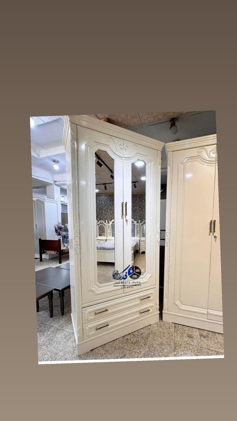 الديوانية الحمزة الشرقي 
غرفة نوم نجارة عراقي 
نقل والشد مجانى 
معرض ونجارة فدك 