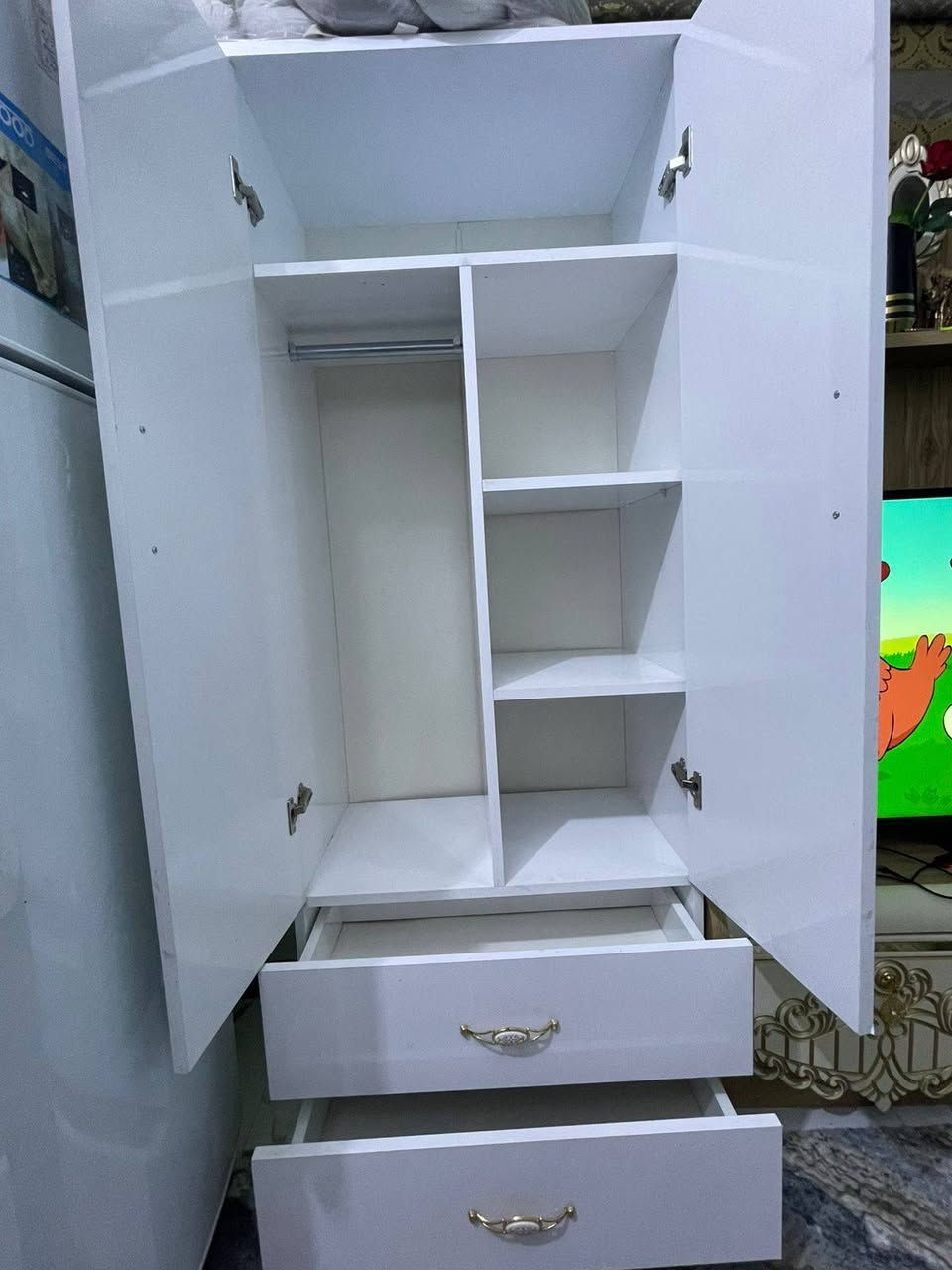 كنتور تركي ٢ طلاكات وجرارتين استعمال بسيط نظافة ٩٠ بالميه
السعر ٨٥٠٠٠
رقمي 
***********
