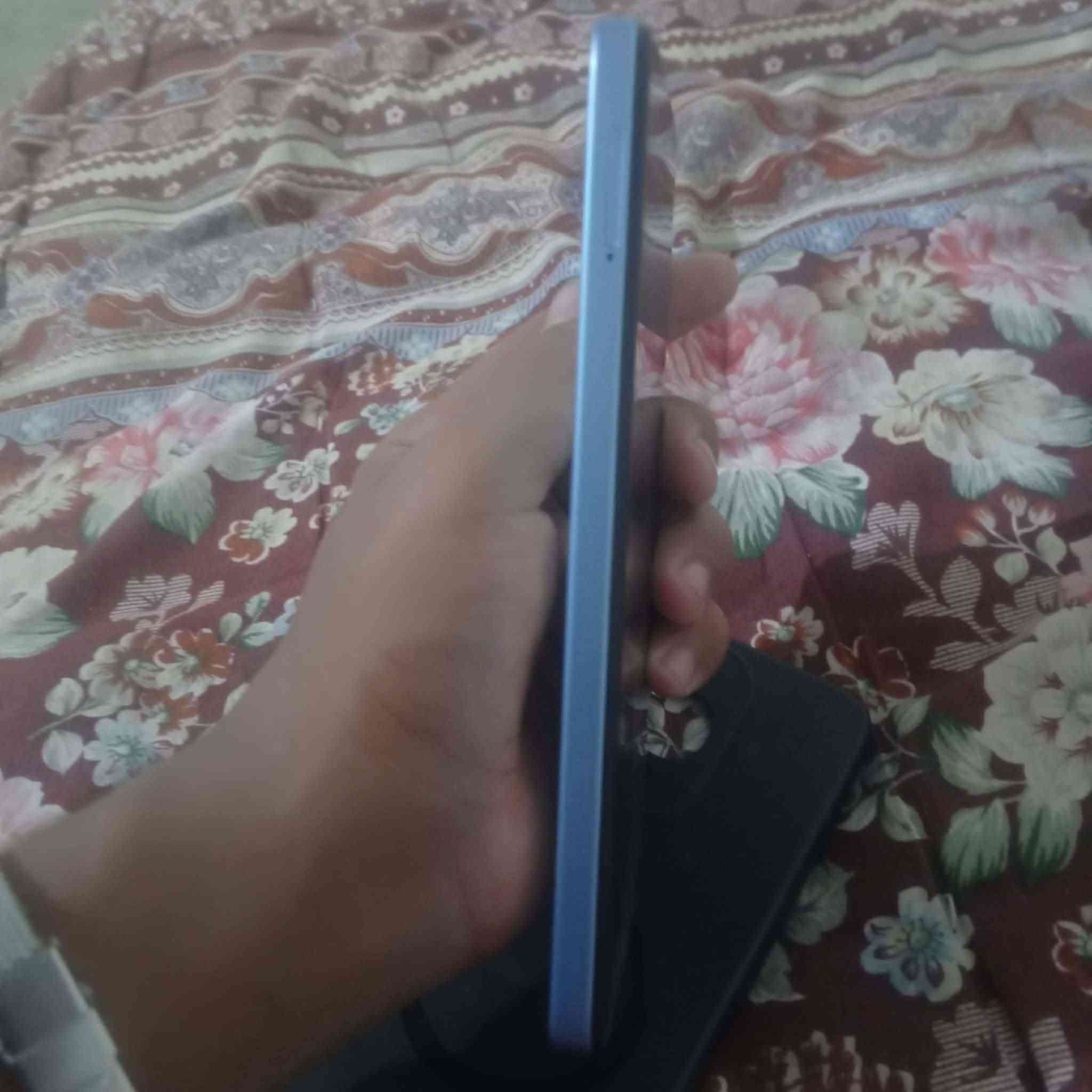 سلام عليكم جهاز ايتل جديد صار سبوعين من اشتريت ذكرت 128فريم 60 بطاريه 5000 جهاز جديد زلق مبي جهاز جديد  مكان كربلاء سعر 2030بيه مجال حك الجي خاص ‏‪***********‬‏

