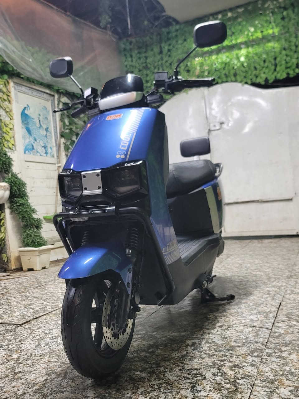 السلام عليكم..دراجه سوبر سكوتر ..SUEPR.SCOOTER..موديل .2025..السرعه .76.k..عدد البطاريآت..6. مسطره ..دراجه جاهزه مابيه اي نقص..تشغيل بصمه وسويج...وتشغيل عن بعد..اشاره ..دبل اشاره..لايت عالي ناصي..هورن..سكن..سطاب لايت..مخرج شحن USP..شاحنه ذكيه تدعم الشحن السريع والأيقاف الذاتي عند امتلاء البطاريات..السعر (.600.) قفل ...مكاني بغداد الشعب قرب محكمة الشعب على الشارع العام الشراي يتصل...***********..واتساب موجود...
