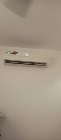 سبلت مكيف طنين للبيع غازهن بلادي 410 للستفسار خاص او 07742249009