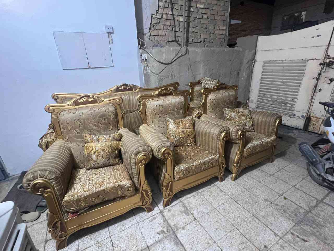 تخم مصري نضيف وحلو مابي اي ضرر 10مقاعد
السعر 200قفل مابي مجال
***********
