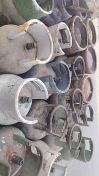 عمي صار عدنه ضرف ومحتازين ذني القناني اللبيع القنينه ب30 قفل 078191117...