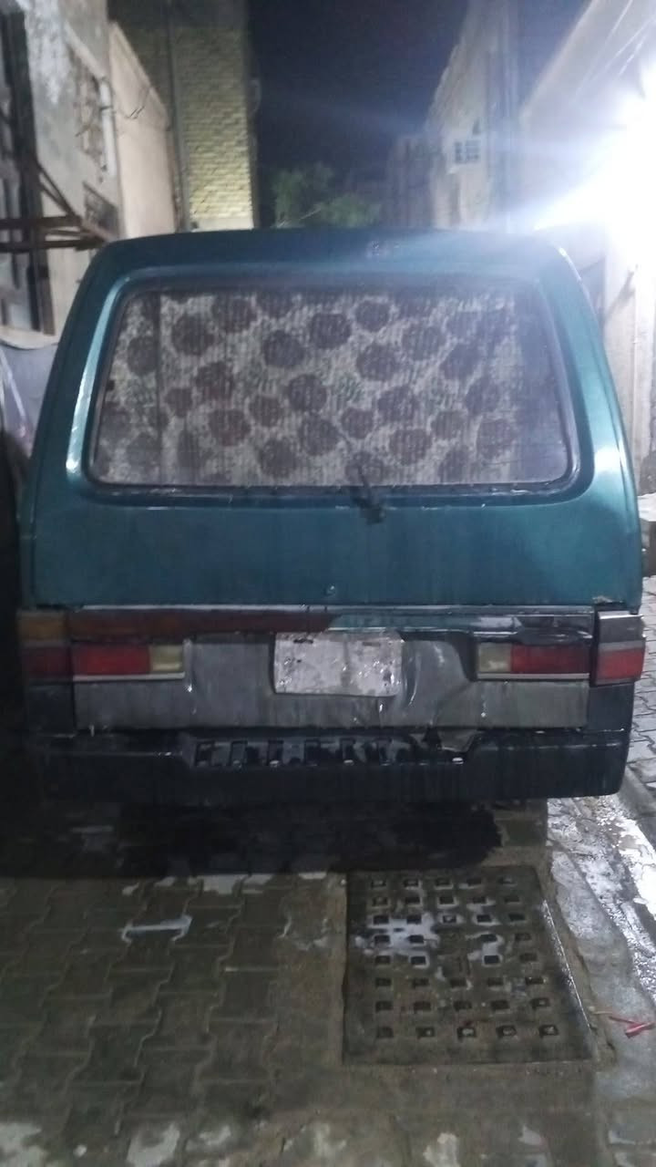 السلام عليكم سياره كيا بستا للبيع موديل 93 مكينه وجير واكسن خير من الله شواص ثلاثه كفاله واحد معمر الرقم اللي وراء ضايع مسوي بيه بلاغ سياره برميل و4 طائرات مكان كوفه سعر 18/***********
