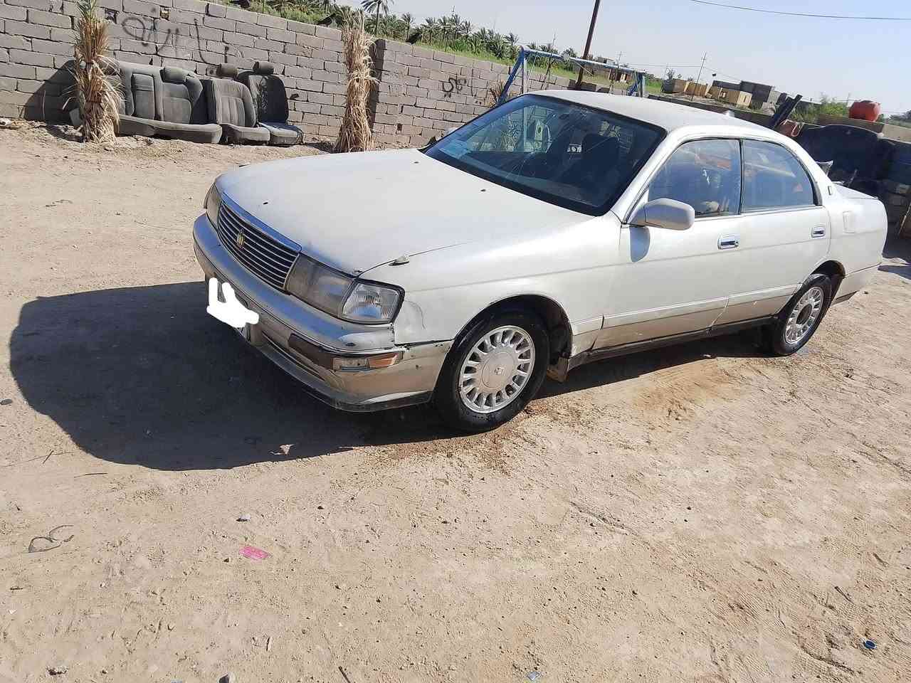 سلام عليكم للبيع فقط بطه متصل رقم دولي سنويه جديده لل 30 سياره كصه جنطه فقط مكفوله من الكصه الثانيه ونقل جثه مكينه وكير 2500 مكفولات حداديه توني نافضه تخم تاير جديد كهربائيات كله شغاله سياره جاهزه)  مكان بصره قضاء المدينه) سعر 25 وبيه مجال للشراي)  الرقم ***********
