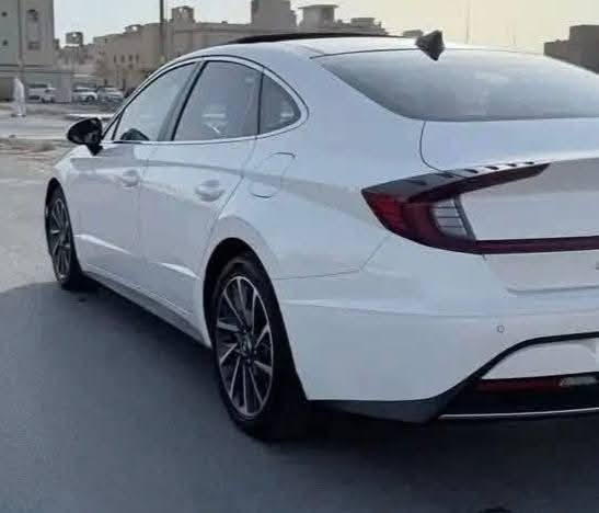 بدون مقدمه اخر سياره لشهر 7
السلام عليكم 

سوناتا    2020  فول موصفات ع الاخير 

خليجي كفاله عامه من دعاميه لدعاميه 

سياره نضيفه وجديده ومماشيه هواي 

يعني سياره تاخذها مني تروح تطلع بيها تراي للسعوديه 

سياره متتعوض هاتف ***********/ ***********

سعرها 199 بشهر 3 نضام كمبياله
