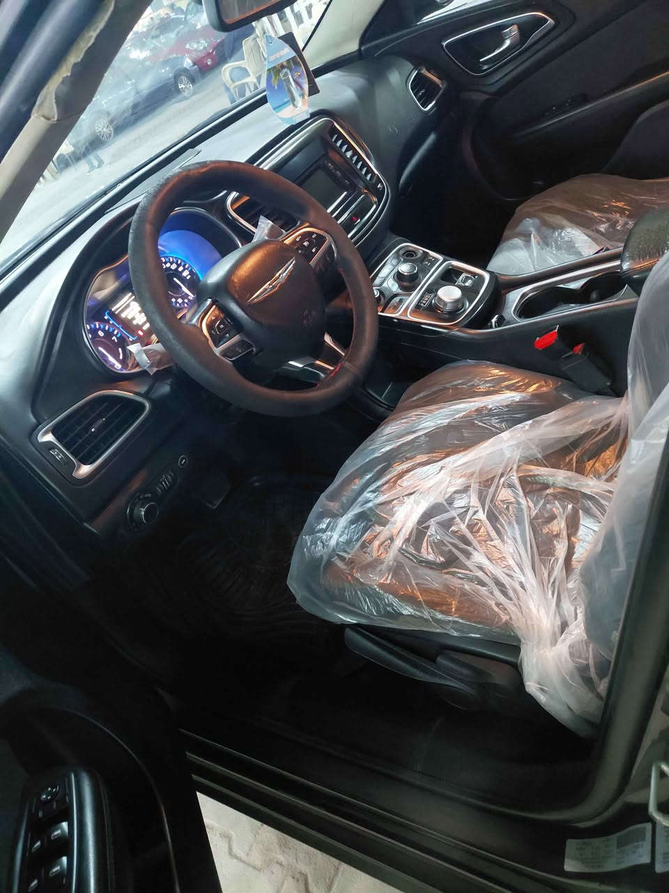 للبيع او المراوس  كلايسر سي ٢٠٠ موديل ٢٠١٧ كير مكينه تبريد حداديه مكفول بيها ٥  قطع بدون داخل  الحادث موجود بالمنشور  السعر ٩٠ وبيها مجال للاستفسار ع الرقم *********** مكان نجف النجف, العراق
