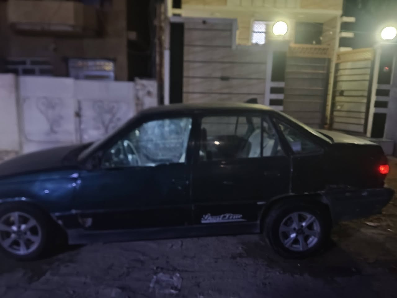 سلام عليكم دايو لمنز للبيع سيارة جاهزة من كل عطل حلوة كشرها نضيف تحويل مباشر صاحبها موجود السعر 12 ورقة وبيها مجال ***********حك جيتك رقم الهاتف
