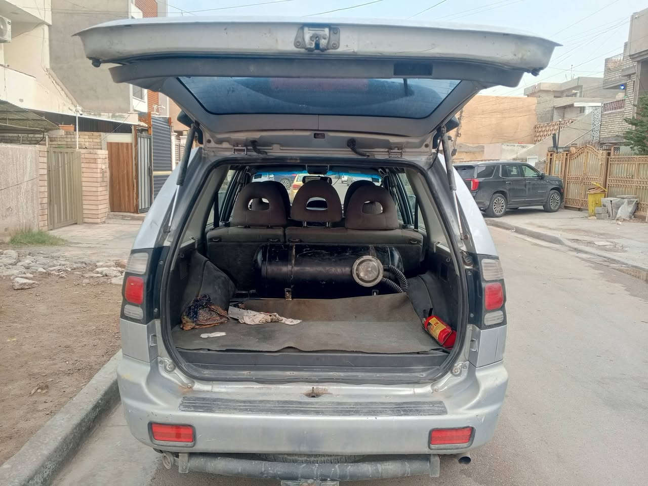 السلام عليكم 
مراوس مع سيارة بيكم 
***********
