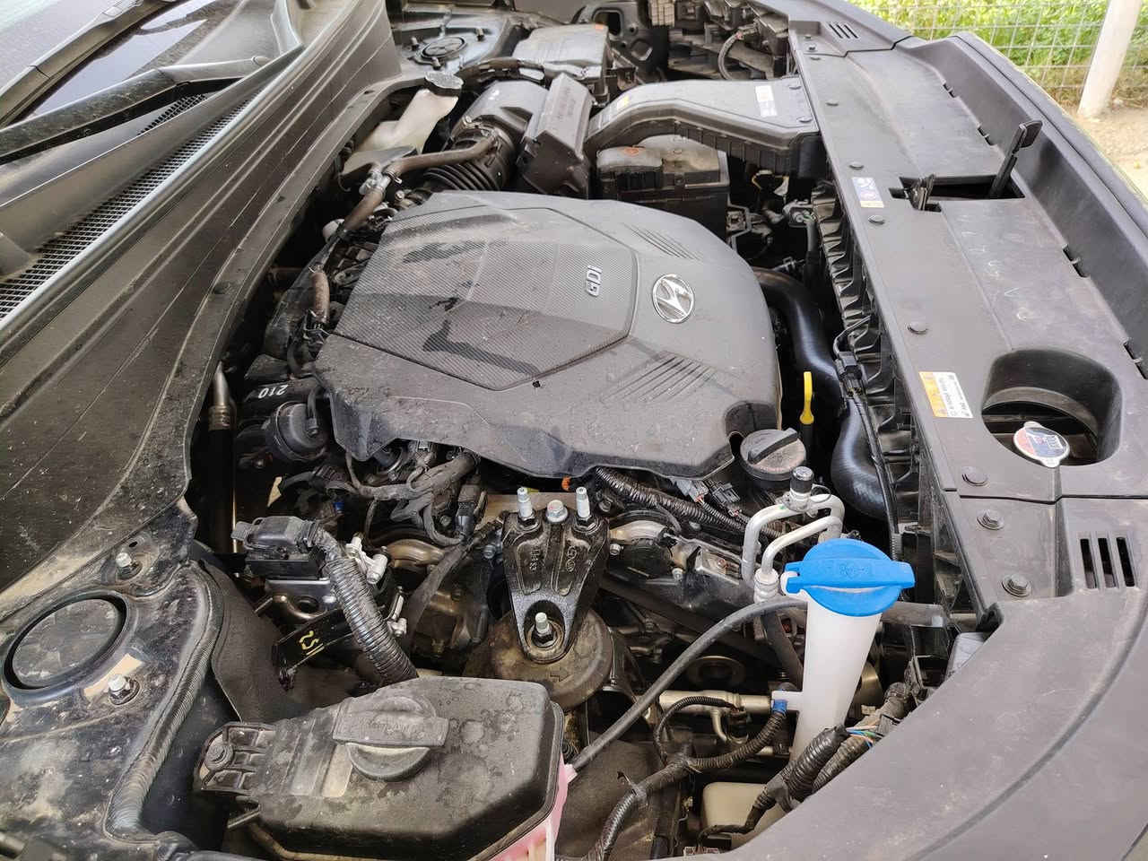 السلام عليكم
للبيع 

هونداي بالسايد فئة  SEL PREMIUM Limited
معروفة هذه الفئة 

اللون أسود مميز

موديل 2025 

عداد المسافة 4000 كم يعني زيرو

مرقم بغداد بأسمي داخلة على كتاب الشهداء 

الضرر 
جانبي خفيف كما موضح بالصور

ارباك بردة وكشن رجعته سستم بلادي
دوشمة أرضية 

المواصفات   
فتحة
4 كامرات 
صندوق ذكي 
كشنات تبريد وتدفئة 
كشن خزن 
داتا شو
لد خفي 
شاحن واي فاي 
كشن الثالث تدفئة 
حساسات 360 درجه 
قيادة ذاتية
هند بريك بصمة
مراية هيتر واشارة ورادار 
بردات ابواب 
تبريد مركزي 
سماعات مركة harman/kardon
بارك فديو 
استيرن تدفئة 
محرك ستة سلندر 3800

السيارة جاهزة من كل نواحي جاهزة وبالعافية عالياخذها 

السعر : 310$ وبيها مجال

العنوان 
بغداد / حي أكد
رقم الهاتف ***********
