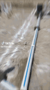 خلفه صحيات وتأسيس مجاري
وكشف التسريب والرطوبة والكسر المياه ***********
حفر وربط مجاري الرئيسى تكعيد مناهيل 
حفر الأبي وسحب صوندات 
عملنا بغداد وخارج بغداد شغل مرتب ونظيف
