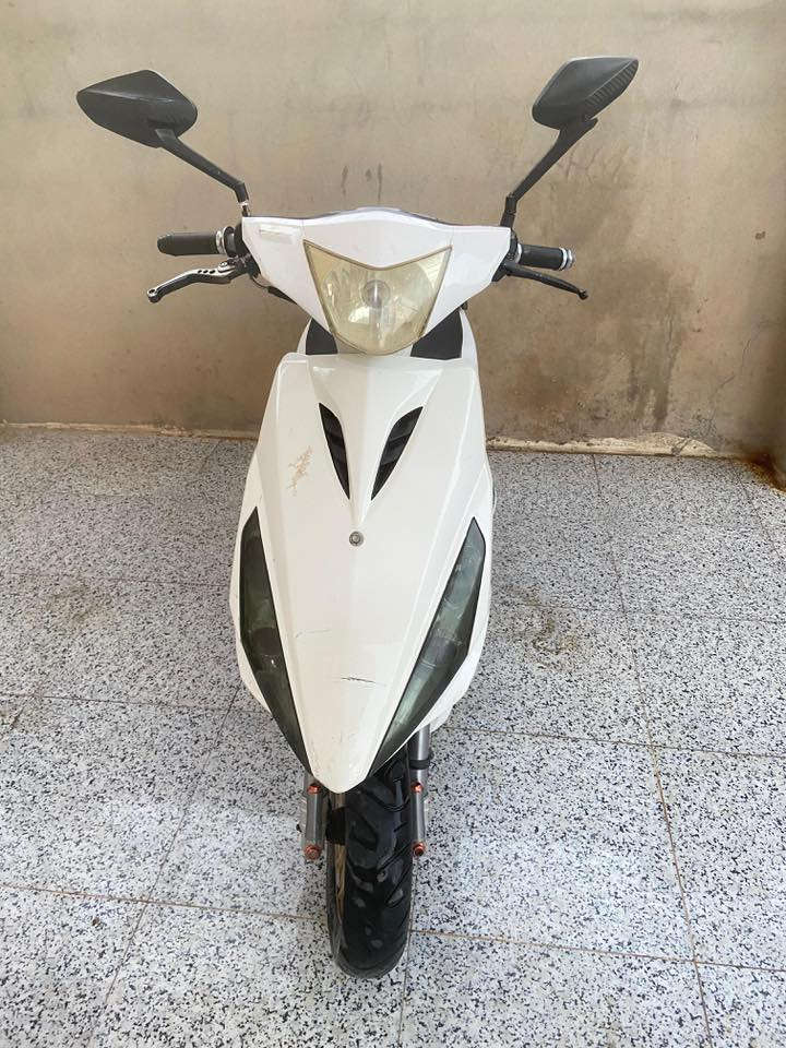 السلام عليكم 🌹
دراجة ماكس مضلع صيني 🏍️
موديل 2020 ✨

✅ فاكيوم جديد
✅ باتري جديد 🔋
✅ سلف رياضي جديد
✅ صوندات البانزين جديدة
✅ فلتر بانزين جديد
✅ بلك كهرباء جديد ⚡
✅ الأشاير واللايتات كلهن شغالات 💡

الدراجة شبه كاملة، بس ناقصهة كابريتر 🔧
وتجي تفحص براحتك 👍

📍المكان: الخالص
📲 متواجد عالواتساب فقط

رقمي: ***********

💵 السعر: 150.
