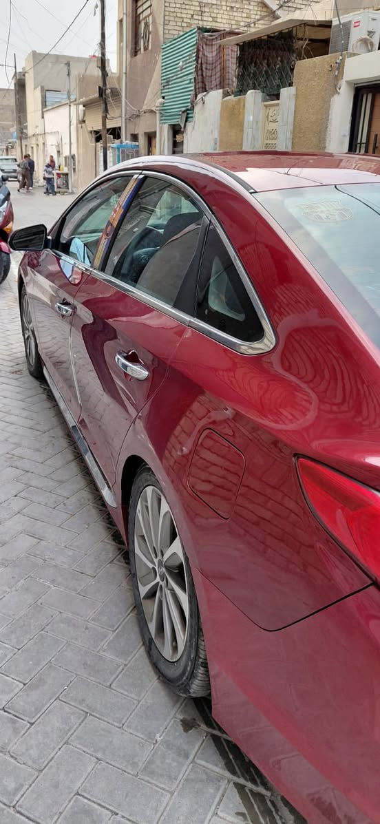 السلام عليكم 
عندي سوناتا ٢٠١٥  للبيع رقم بغداد 
***********

حادث جاملغ ايسر وصبغ صفحة اليسار
