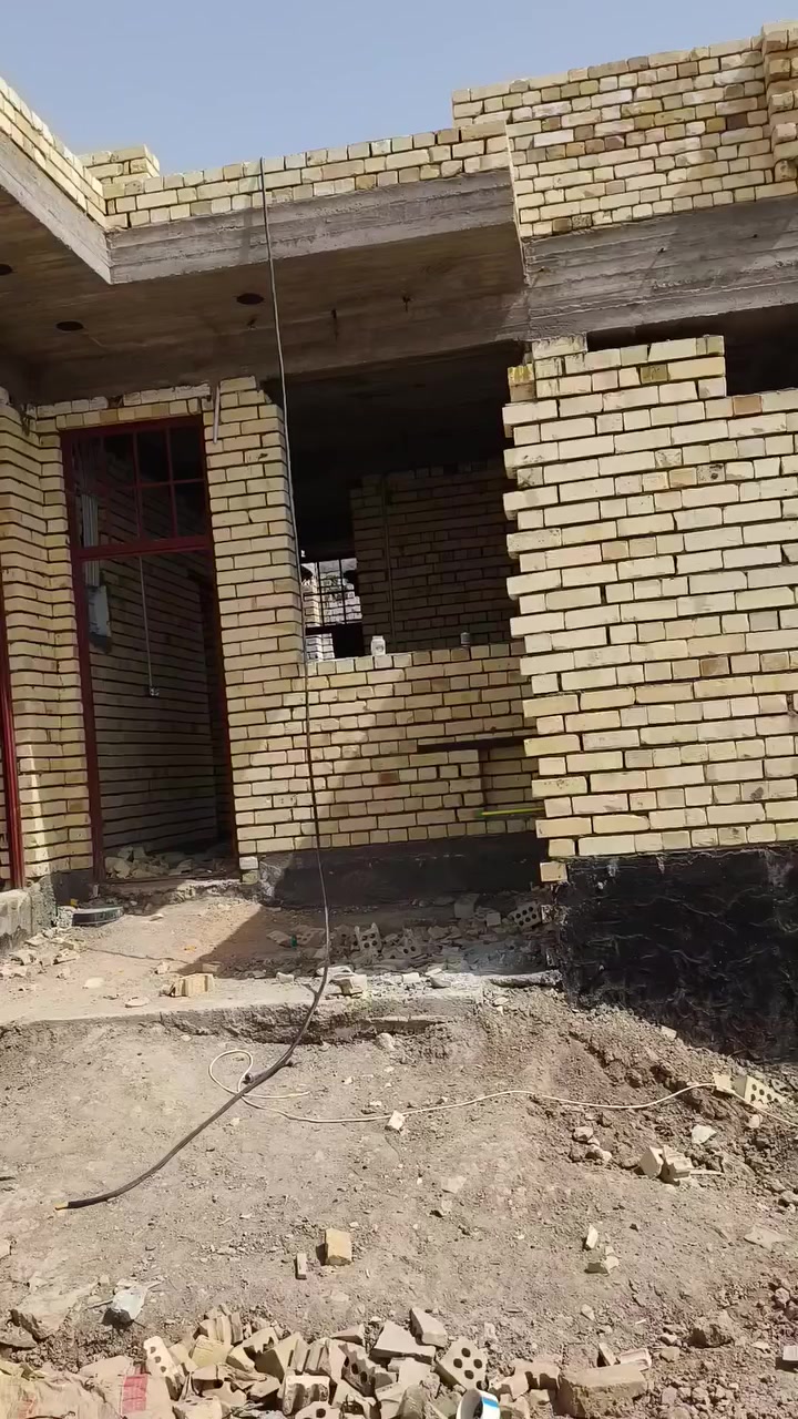 هيكل للبيع كاع الزكندري قرب شارع المدرسه
مساحه 100 متر  تابع الفيدو 

***********
