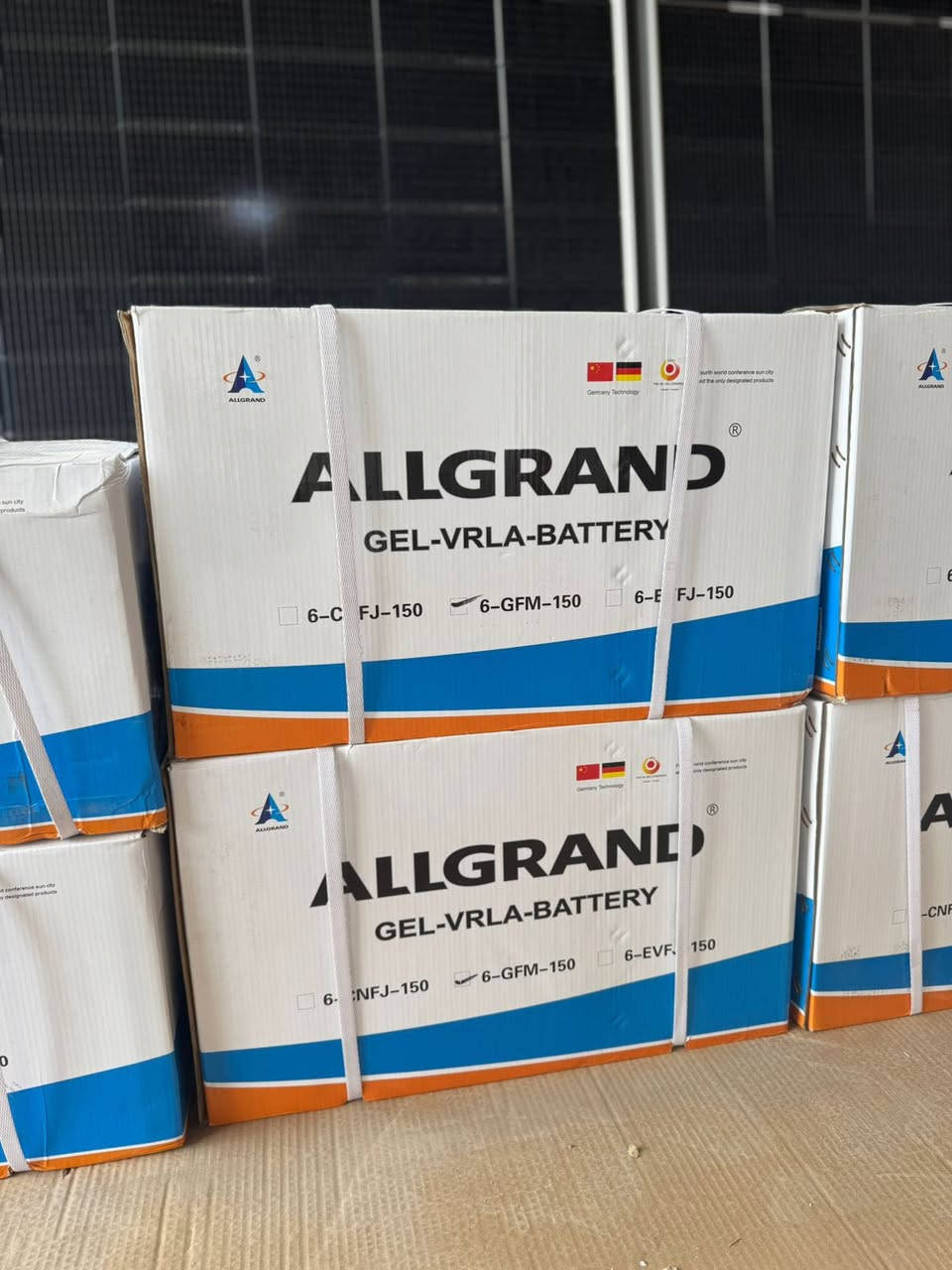 بطارية جيل بتقنية المانية 
متوفر بالأحجام التالية :-
١- بطارية ٢٠٠ أمبير ١٢ فولت
٢- بطارية ١٥٠ أمبير ١٢ فولت 
٣- بطارية ١٠٠ أمبير ١٢ فولت 
ضمان استبدال لمدة سنة 
١٥٠٠ دورة
 
مكتب الطاقة المستدامة يوفرلكم كل حلول الطاقة 

زورونا بمكتبنا الكائن في 
: كوت – الخاچية – شارع ٤٠

📞 الهاتف:
***********
***********
