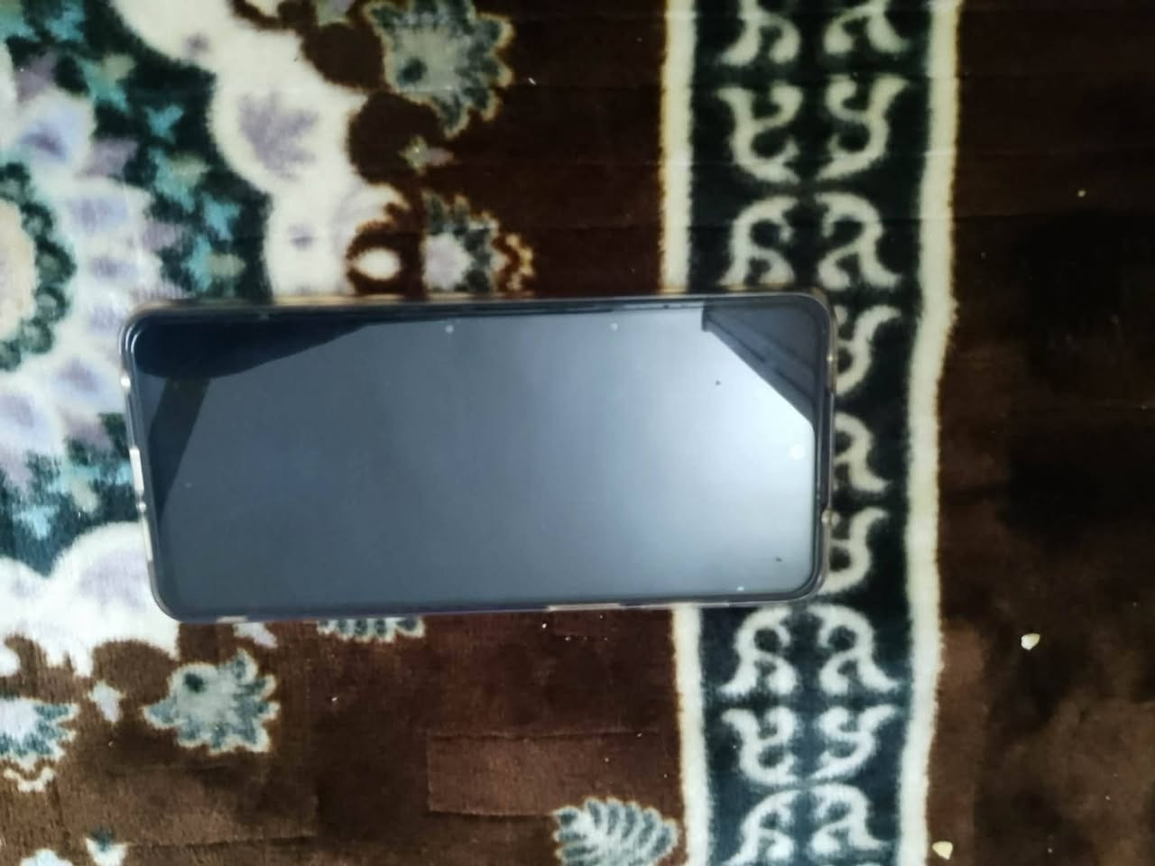 موبايل نضيف الذاكره 256 الرام 8 السعر 90 أو بي مجال الرقم ***********
