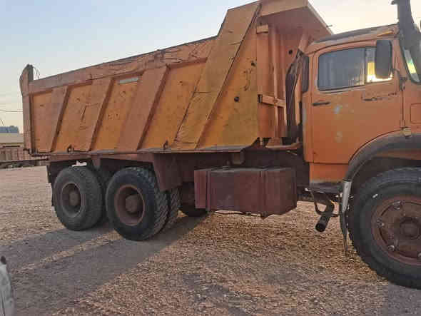 لوري اقجم موديل 82 شفقة عالية 

سيارة بلادية بيه البجم السكن وكصة بنيد 

تخم تاير  كير محرك اكسل  شاصي كله شرط 

رقم كربلاء تاخذ مني تحويل وسنوية جديده 

مكان السيارة السليمانية كلار 

السعر 85 

***********
