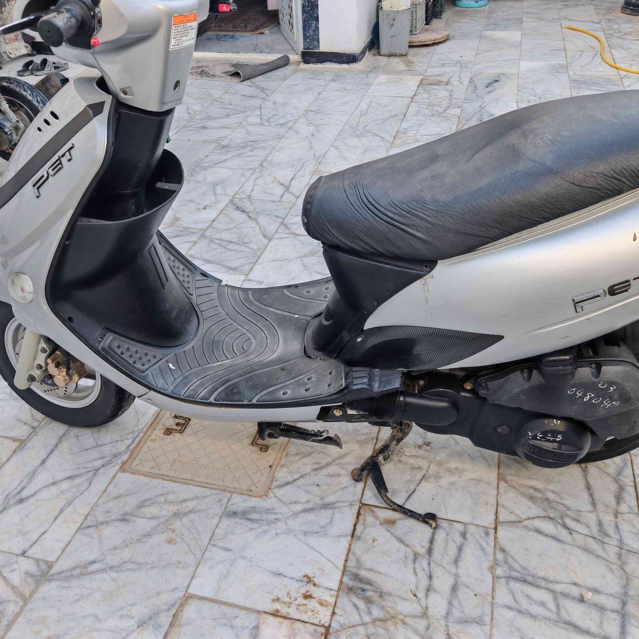 دراجه تايلاندي حاويه نوزل gt
***********
