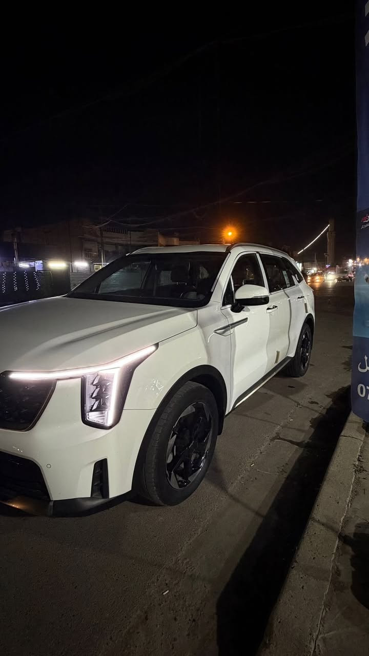 سلام عليكم
سورنتو 2024 

سياره مواصفاته معروفه V6

ماشيه 32 الف 

بيه شبر بلباب مالجنطه 

مكان السياره حي العامل 

الاتصال (‭0771 271 9762‬)
