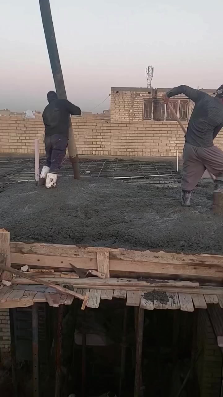 📍تقدم لكم شركة البصمات لكونكريت الجاهز 📍
⚠️ (( ضمان فحص للكونكريت ))⚠️
خرسانة مقاومة وجودة معتمدة في المشاريع 

نقدم لكم خرسانة عالية الجودة بأسعار مناسبة لصب المنازل والبنايات والمكاتب والشركات والمشاريع الكبيرة 🏗️
  والعمال المهرة 👷🏻‍♂️💯

مواد خاضعة للفحص المختبري وناجحة 100%✔️
كوادرنا مؤهلة للعمل 24 ساعة على مدار الاسبوع✔️

▪️المواد المستخدمة ▪️
رمل احمر + اسود   مغسول مختبر ناجح 100% ✅ 
حصو مكسر جلمود 5*17 ✅ 
اسمنت بازياني +  ماس (مقاوم) 💎
المواد المضـافة من اجود الانواع 💯

▪️للأستفسار اكثر على الخاص
▪️او يمكنكم الاتصال على الارقام
***********📞

موقعنا : بغداد /النهروان الخزعليه@إشارة@إشارة
